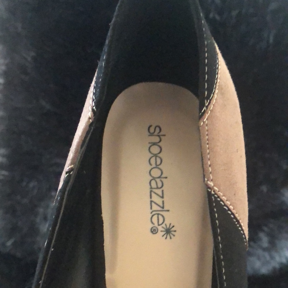 Pumps - Picture 3 of 3